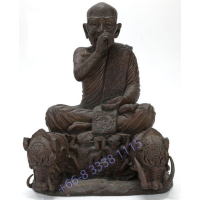 Statue ShowCase