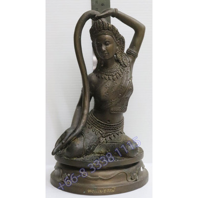 Statue ShowCase