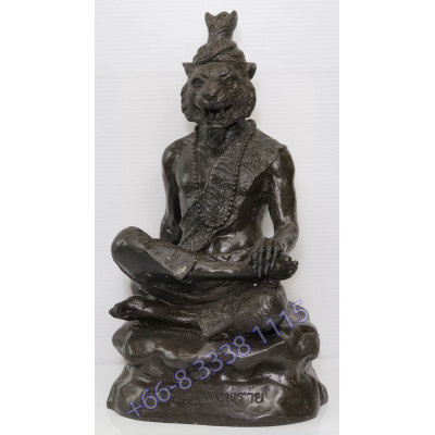 Statue ShowCase