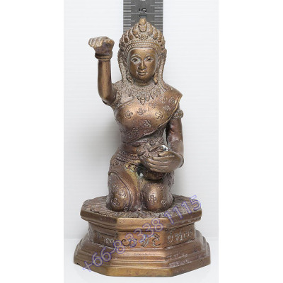 Statue ShowCase