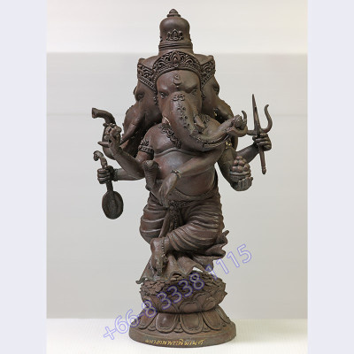 Statue ShowCase