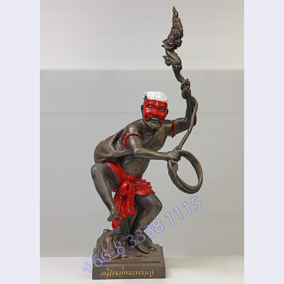 Statue ShowCase