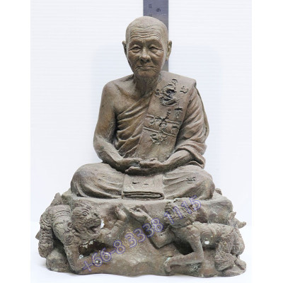 Statue ShowCase